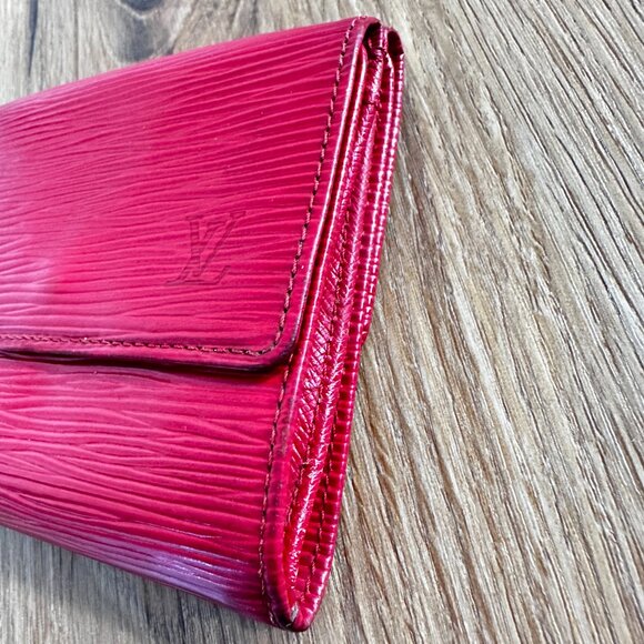 Louis Vuitton Epi Wallet - Picture 4 of 16